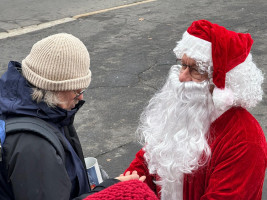 Der SPD-Nikolaus war in Selb unterwegs.