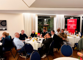 Nominierung OB-Kandidat Patrick Zeidler im Rosenthal Casino