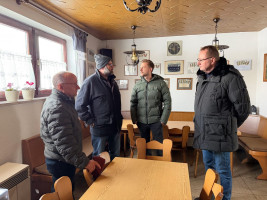 „Wir. Zu euch unterwegs.“ Im Ortsteil Wildenau.