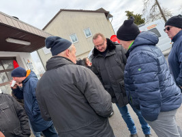 „Wir. Zu euch unterwegs.“ Im Ortsteil Wildenau.