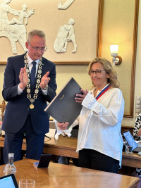 Nach 12 Jahren im Selber Stadtrat verabschiedet – Danke, Ayse Tansev