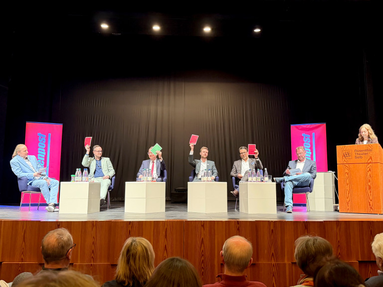 Podiumsdiskussion der OB-Kandidaten im Rosenthal-Theater Selb