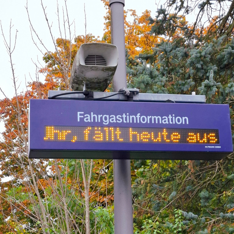 Zugausfälle auf Dauer nicht tragbar